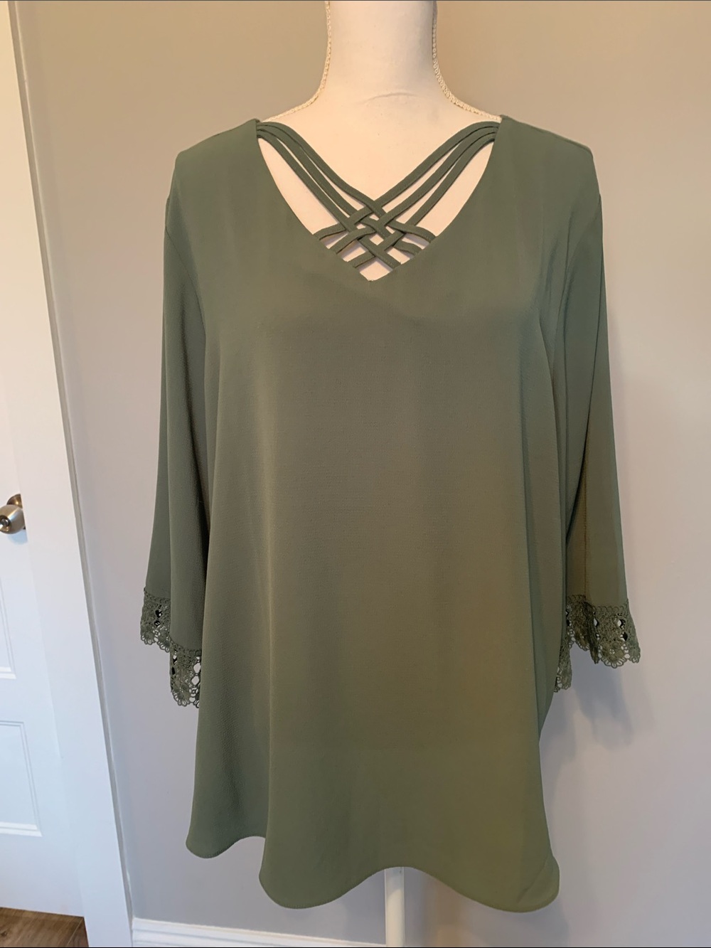 Olive Green Crisscross V-Neck Women's Top size 18/20W